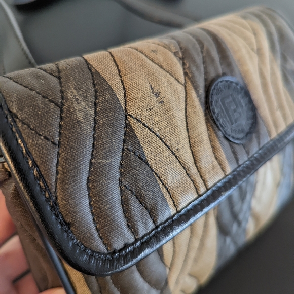 Fendi Vintage Small Canvas Crossbody Bag+Dust Bag - Picture 9 of 14